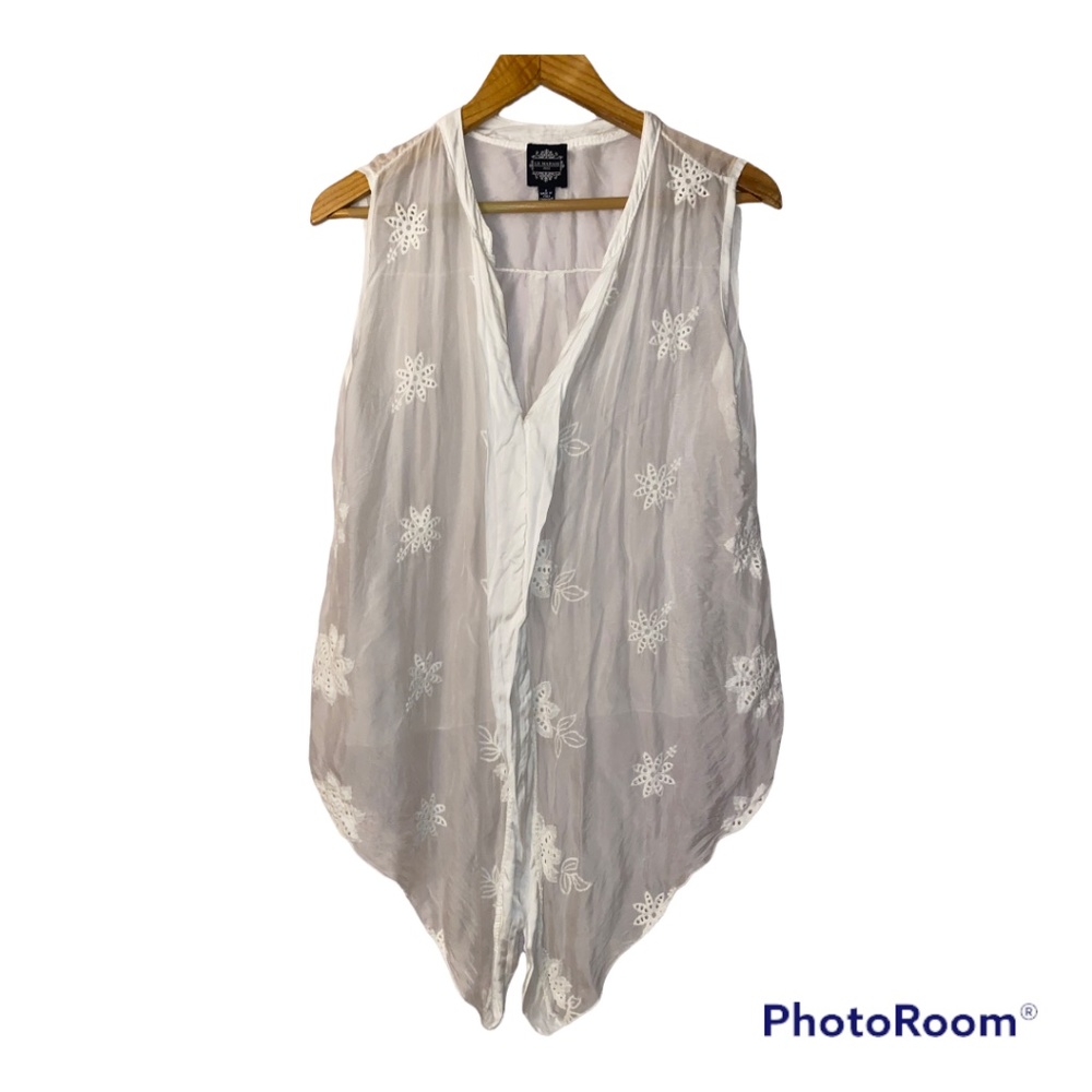 Le Marais Paris White Silk Embroidered Tunic Top